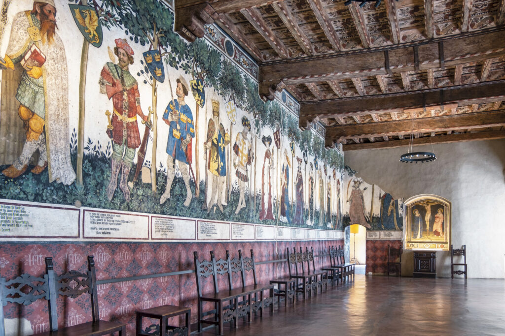 Affresco del Maestro del Castello della Manta (secolo XV) nella sala baronale - Piemonte