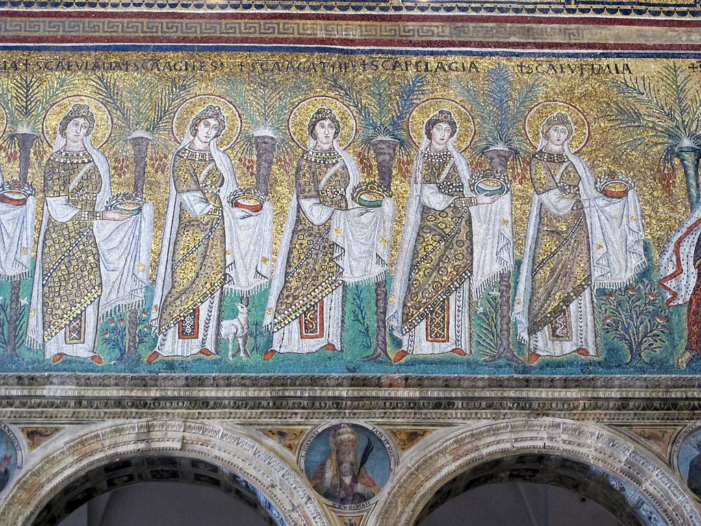 Una serie di mosaici antichi e contemporanei